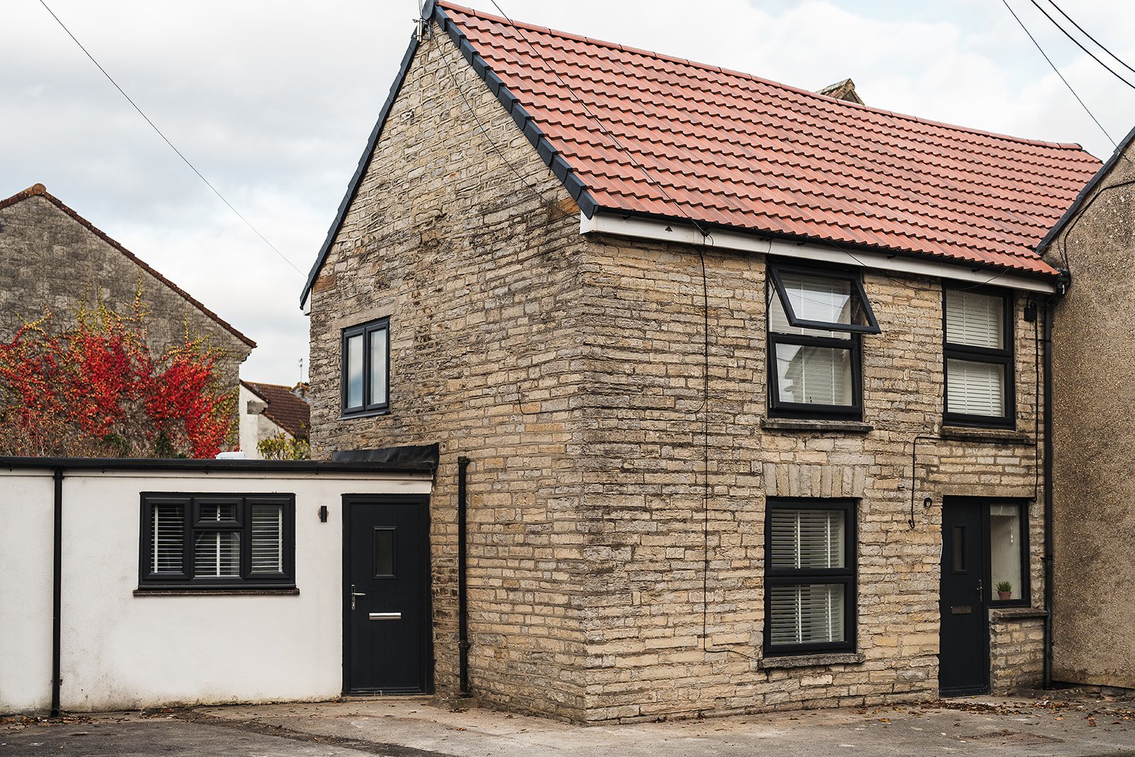 2-bed contractor house in Somerton (TA)